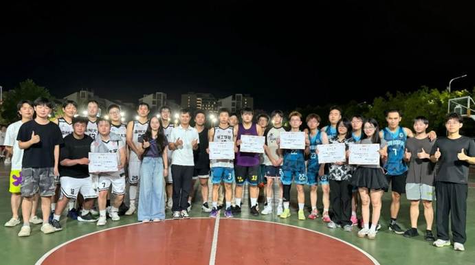 f555d600fc04604ee946781559db458a