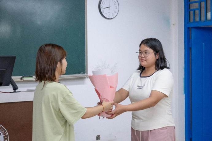 9af070de2ad6daaff1f127be2f0cc707